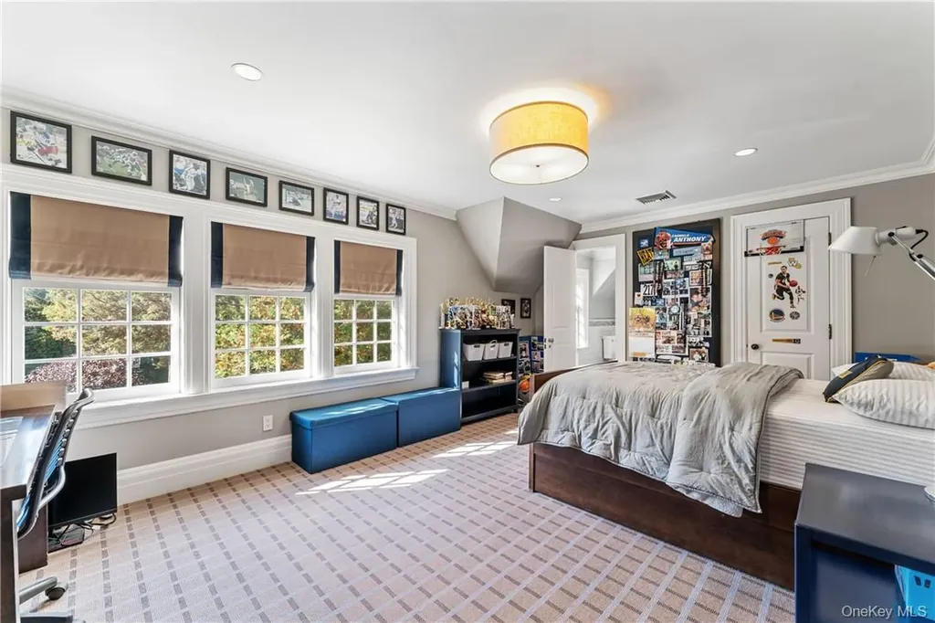 100 Morris Lane Scarsdale NY 10583