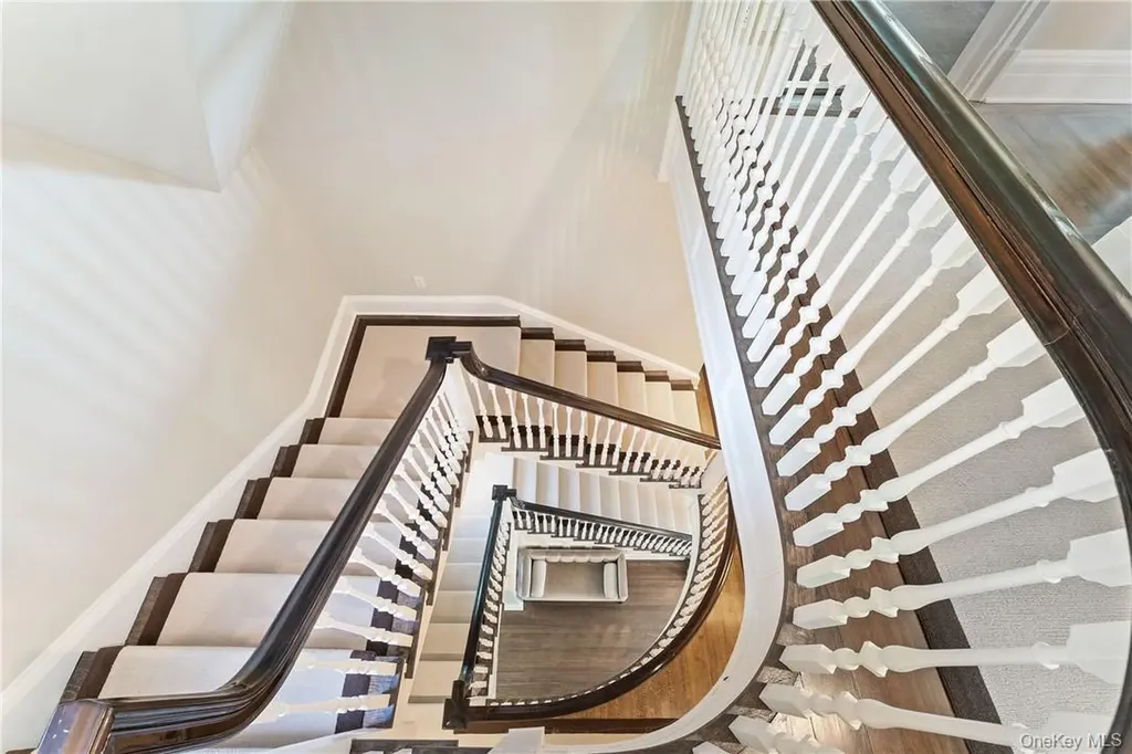 100 Morris Lane Scarsdale NY 10583