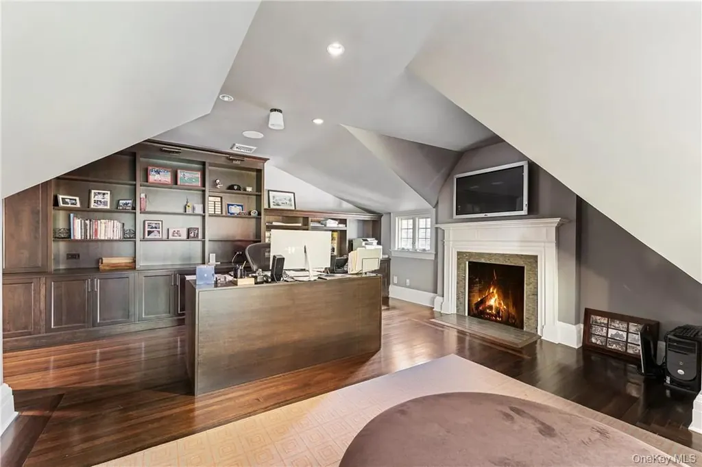 100 Morris Lane Scarsdale NY 10583
