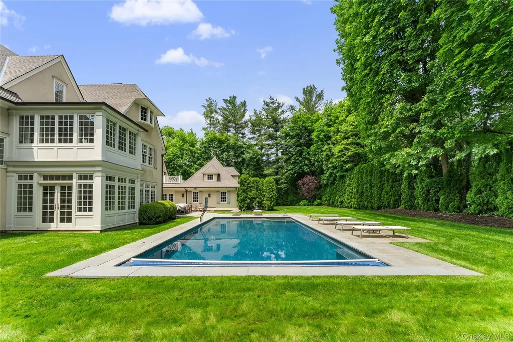 100 Morris Lane Scarsdale NY 10583