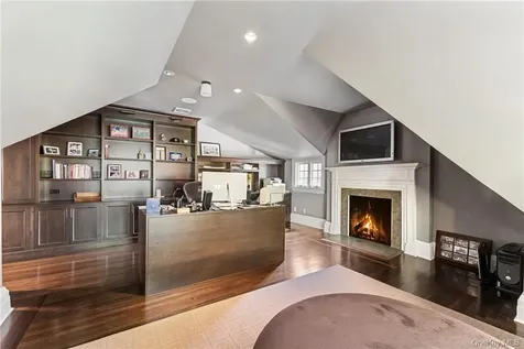 100 Morris Lane Scarsdale NY 10583