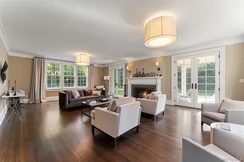 100 Morris Lane Scarsdale NY 10583
