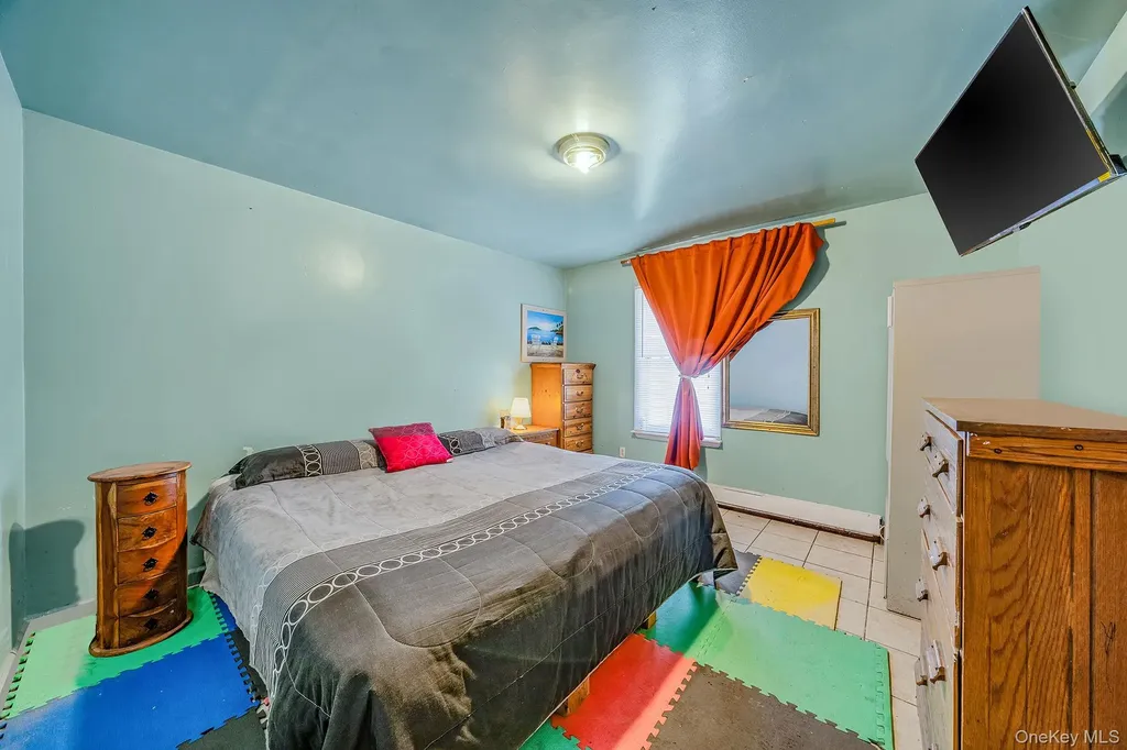 78 Eleanor Avenue Mastic NY 11950
