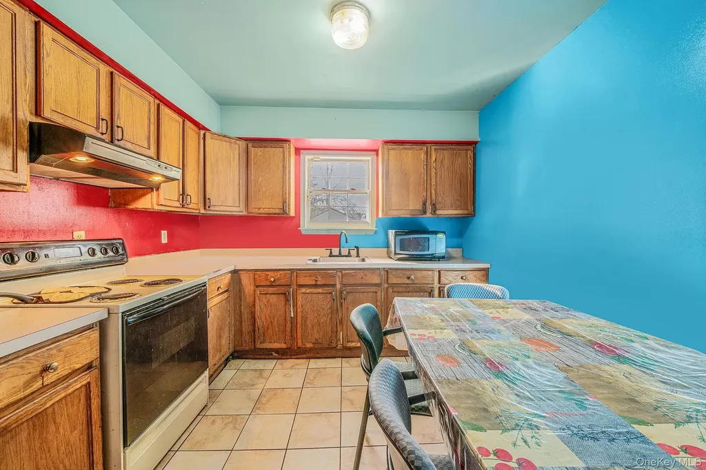 78 Eleanor Avenue Mastic NY 11950
