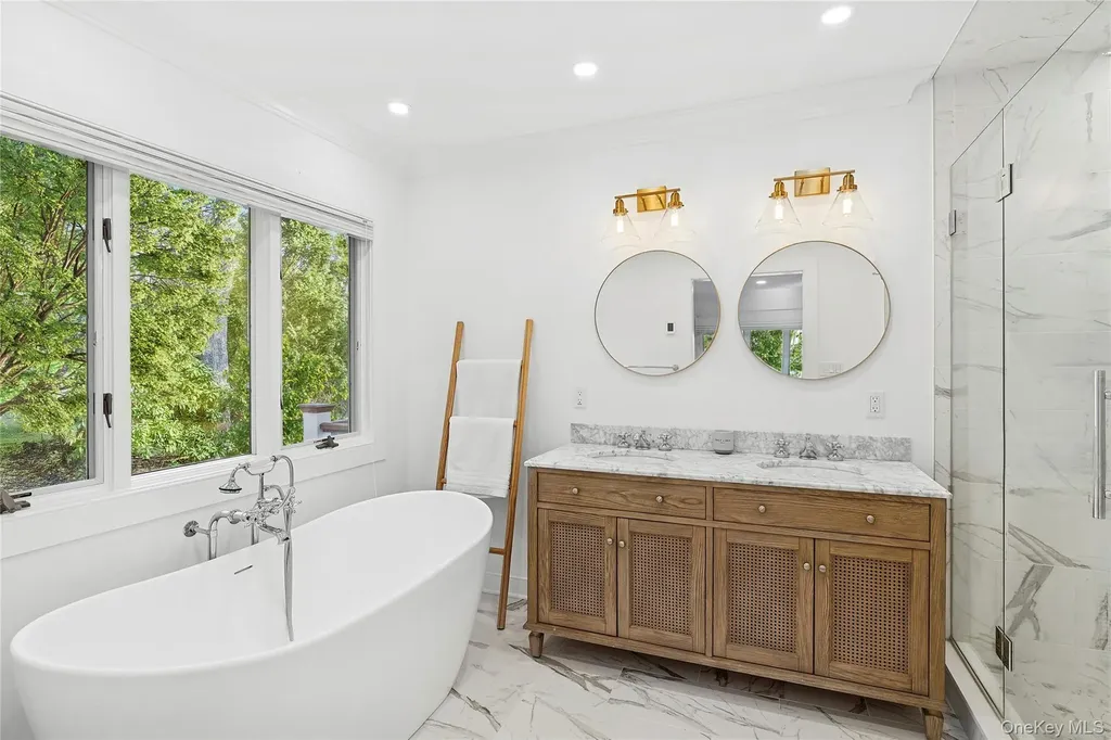 47 Bridle Path Remsenburg NY 11960