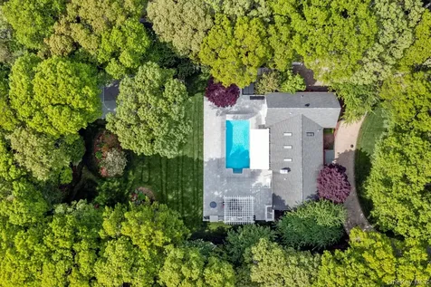 47 Bridle Path Remsenburg NY 11960