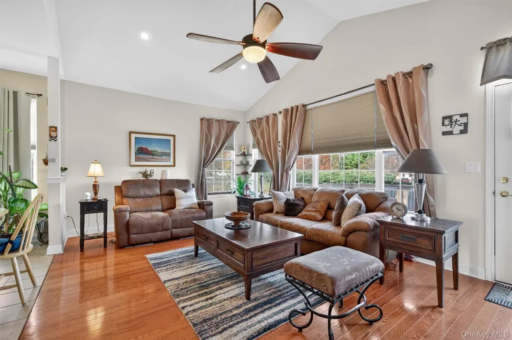 24 Juniper Circle Middletown NY 10940