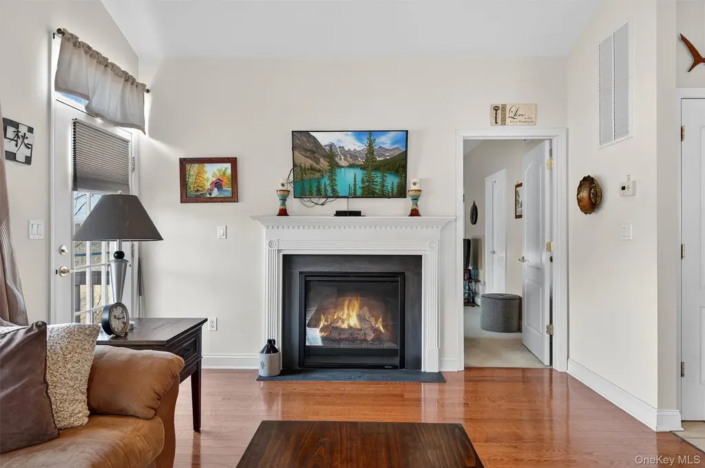 24 Juniper Circle Middletown NY 10940