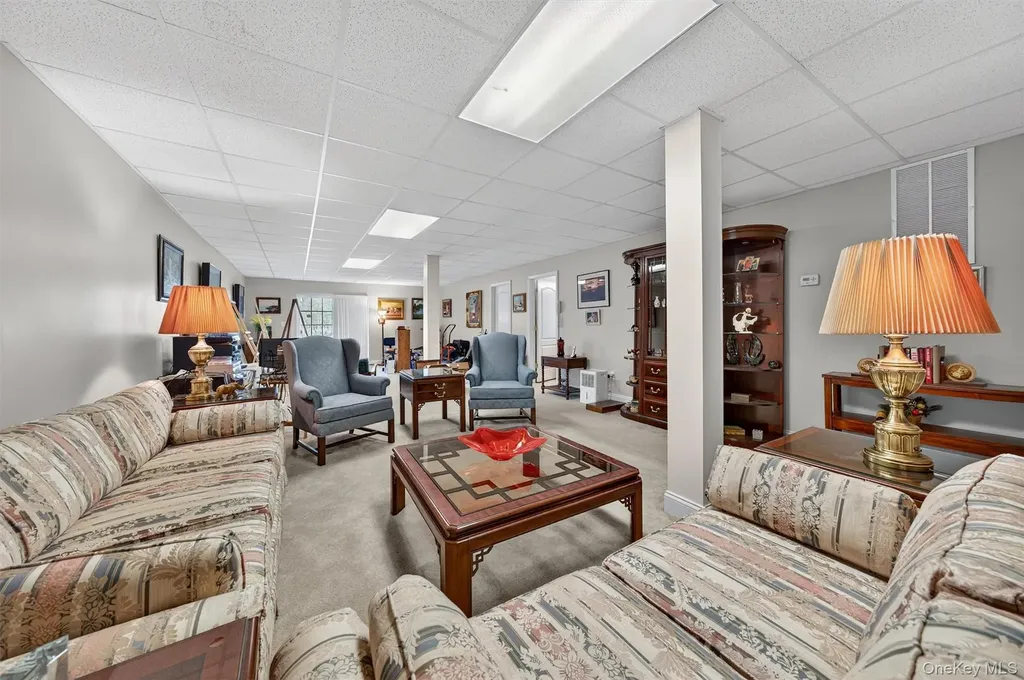 24 Juniper Circle Middletown NY 10940