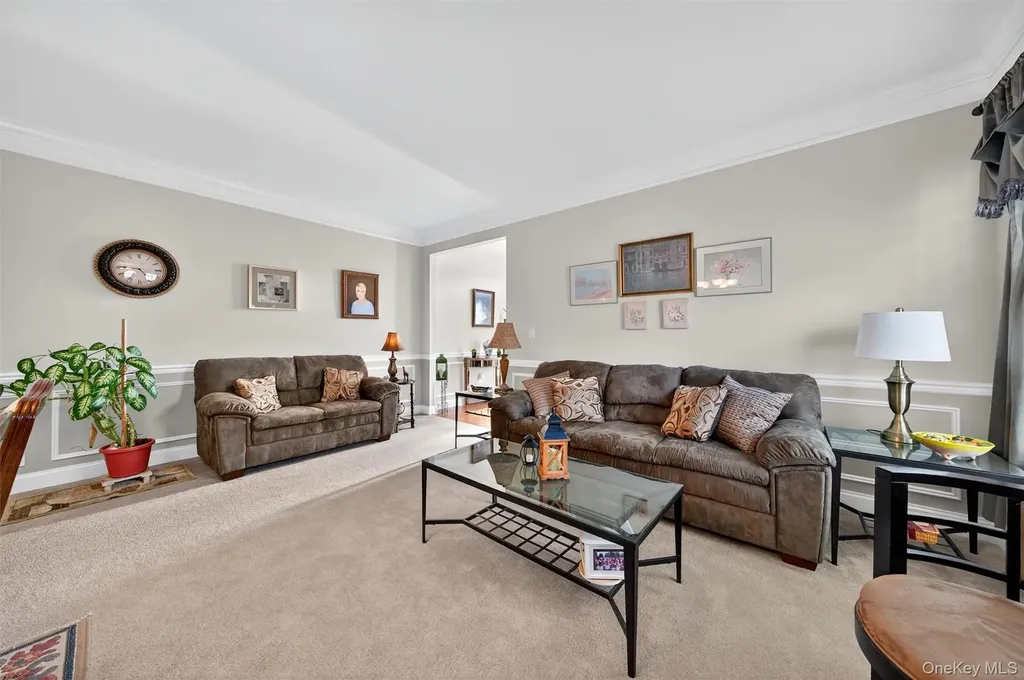 24 Juniper Circle Middletown NY 10940