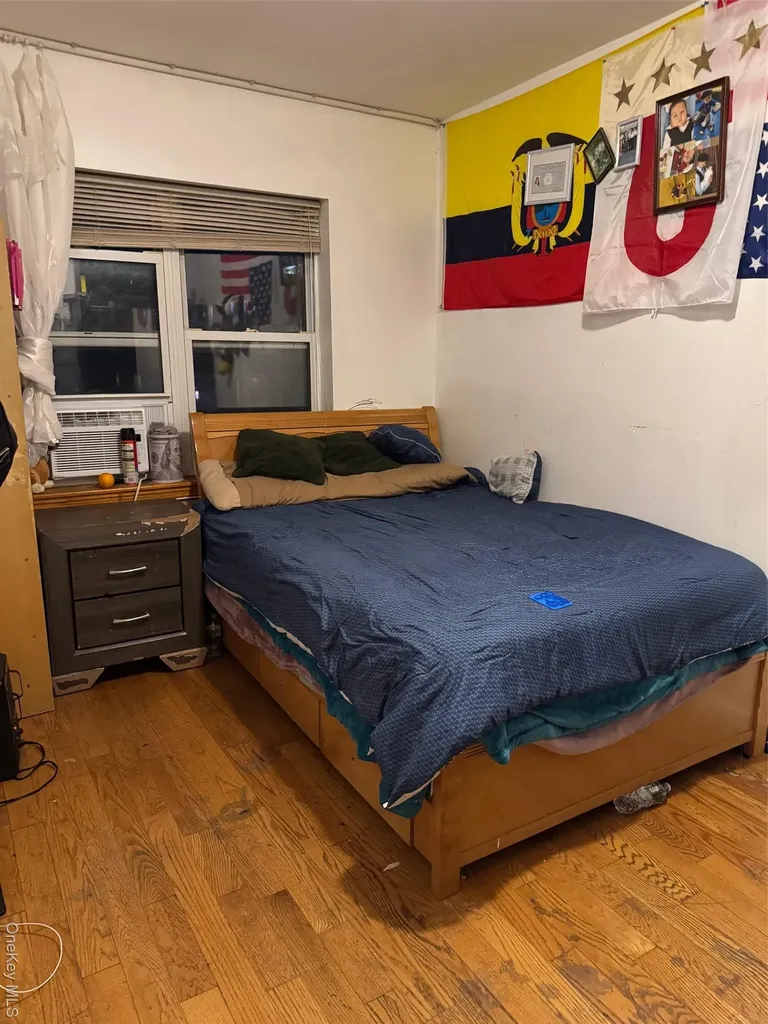 10815 37th Drive Corona NY 11368
