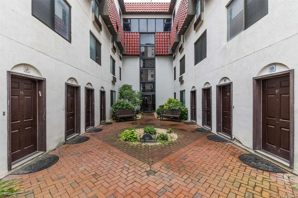 425 Shore Road Long Beach NY 11561