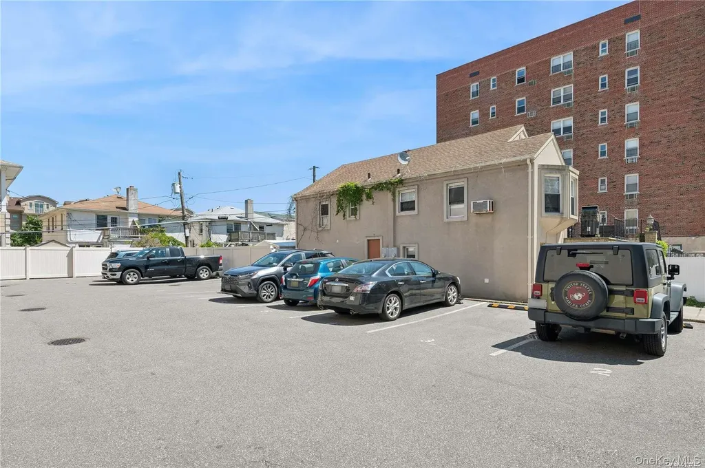 425 Shore Road Long Beach NY 11561