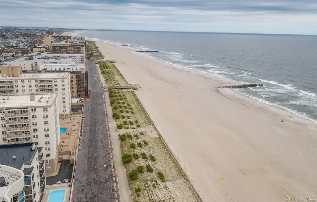 425 Shore Road Long Beach NY 11561