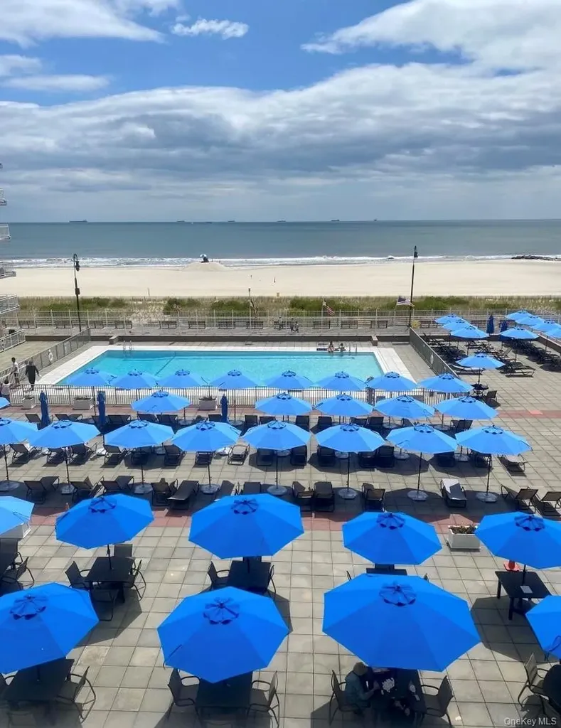 522 Shore Road Long Beach NY 11561