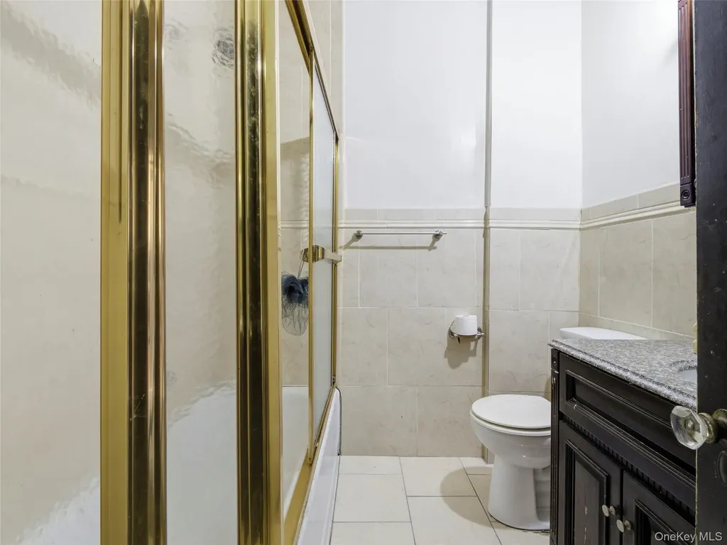 372 Parkside Avenue Brooklyn NY 11226