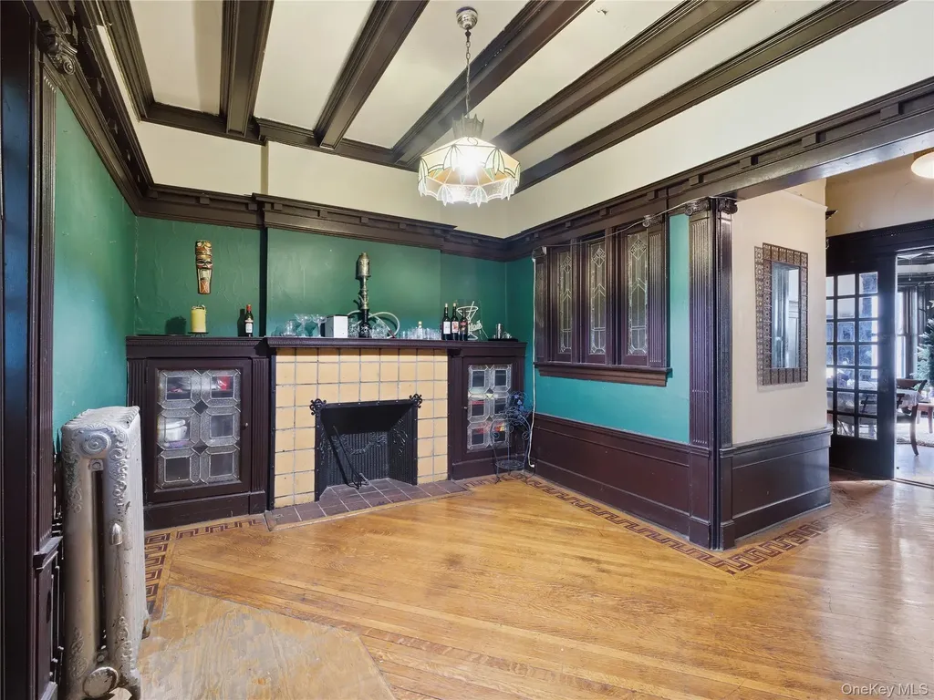 372 Parkside Avenue Brooklyn NY 11226