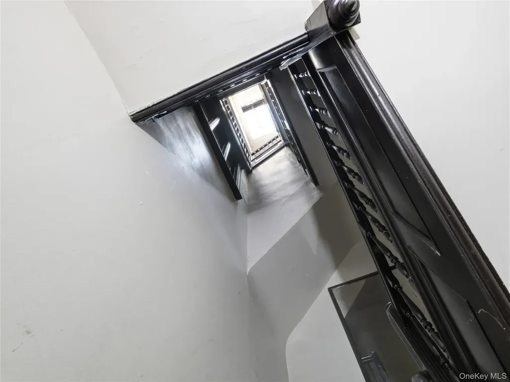 372 Parkside Avenue Brooklyn NY 11226