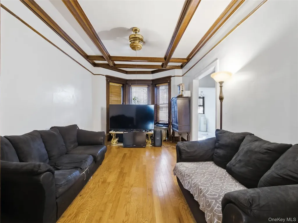 372 Parkside Avenue Brooklyn NY 11226