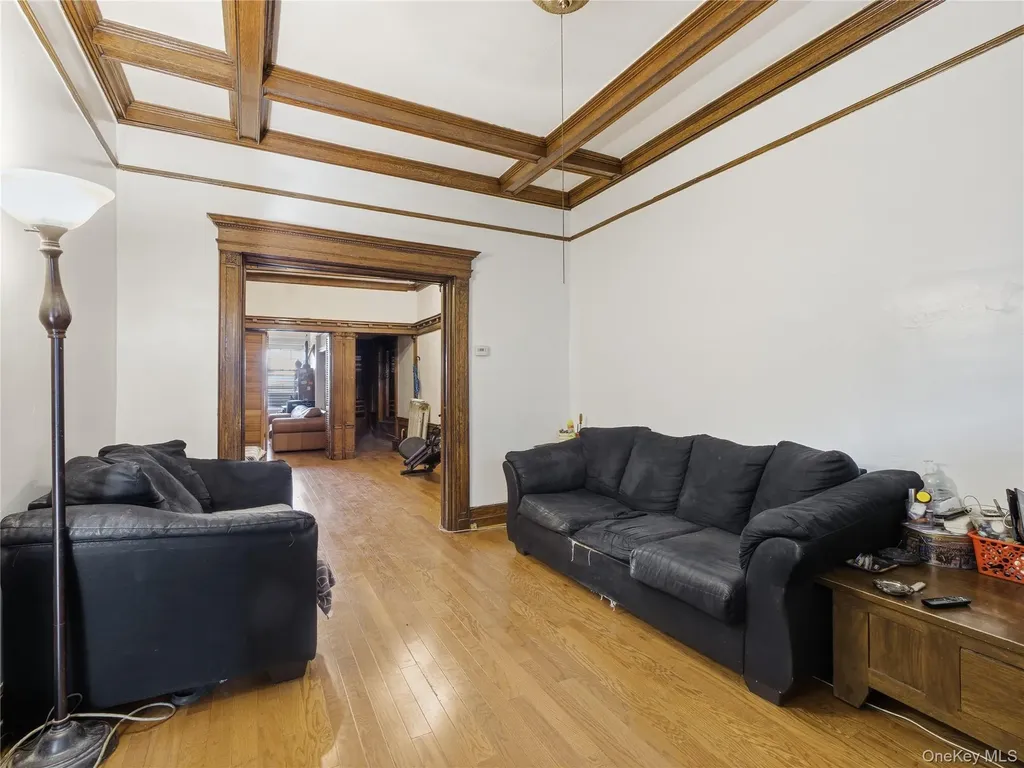 372 Parkside Avenue Brooklyn NY 11226