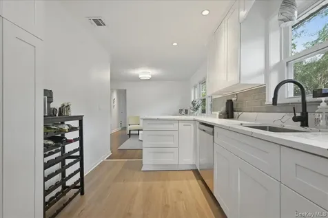 241 Commonwealth Avenue Massapequa NY 11758