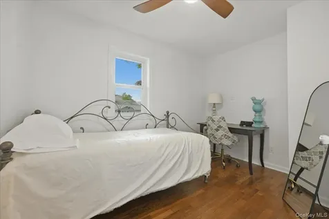 241 Commonwealth Avenue Massapequa NY 11758