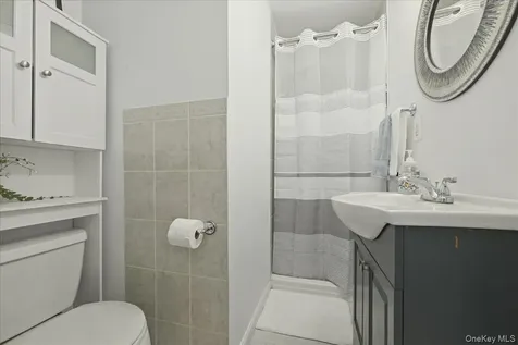 241 Commonwealth Avenue Massapequa NY 11758