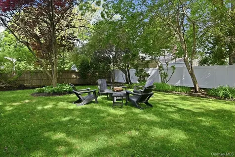 241 Commonwealth Avenue Massapequa NY 11758