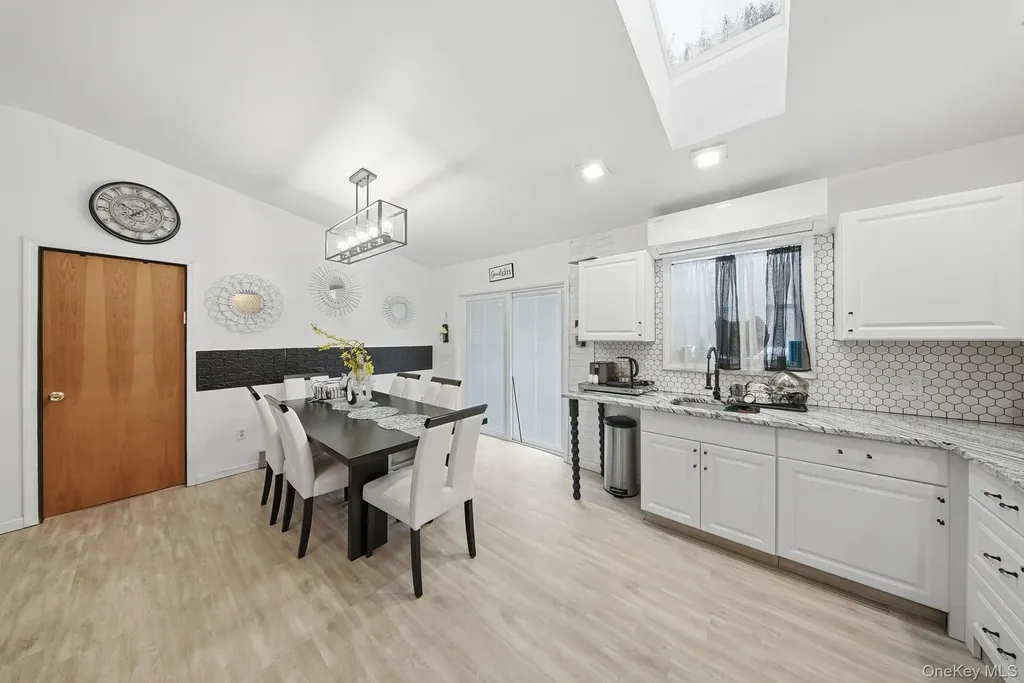 4 Ray Lane Loch Sheldrake NY 12733