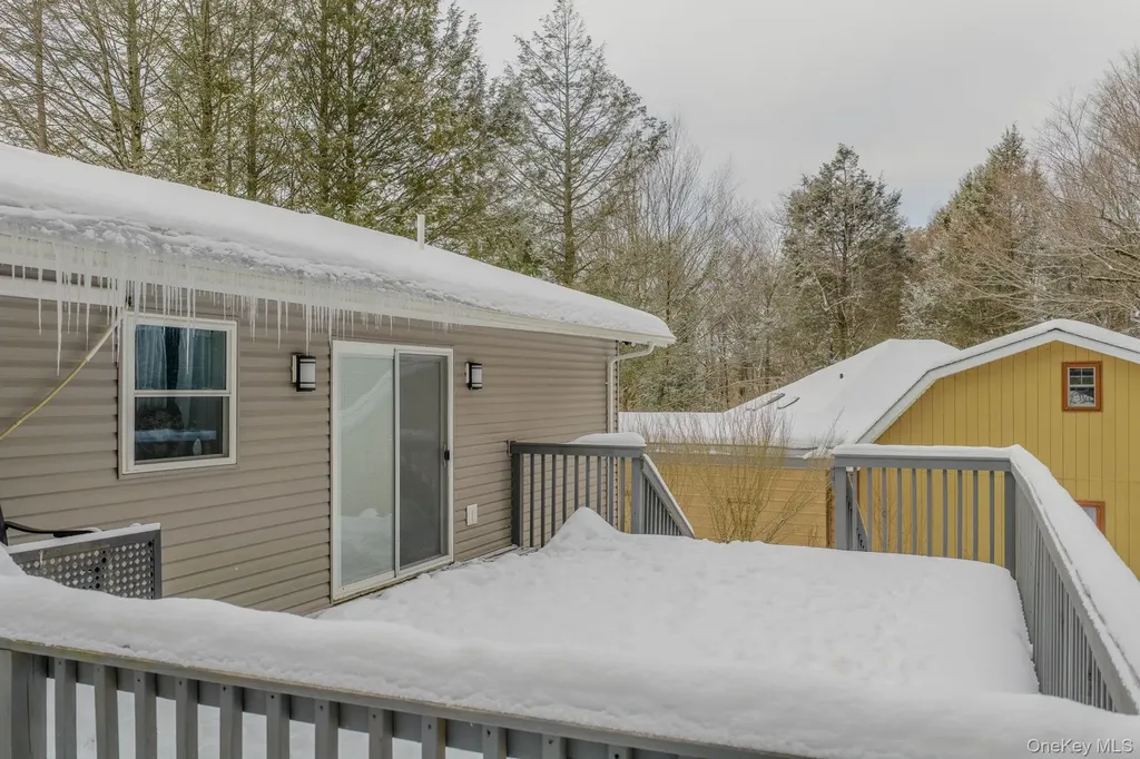 4 Ray Lane Loch Sheldrake NY 12733