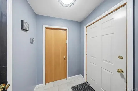 4 Ray Lane Loch Sheldrake NY 12733