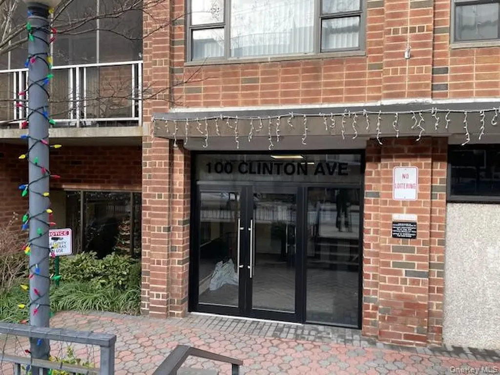 100 Clinton Avenue Mineola NY 11501