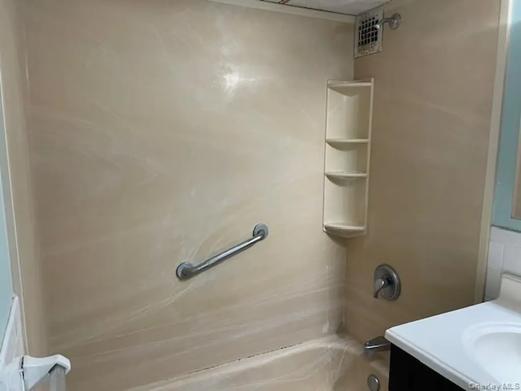 100 Clinton Avenue Mineola NY 11501