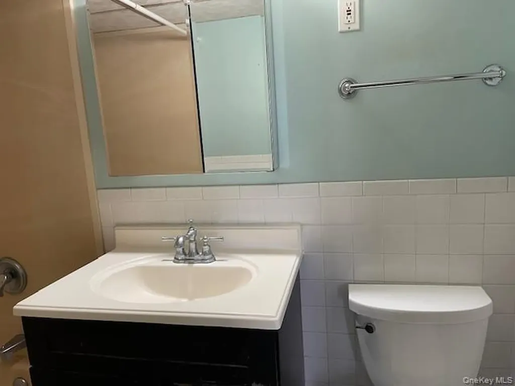 100 Clinton Avenue Mineola NY 11501
