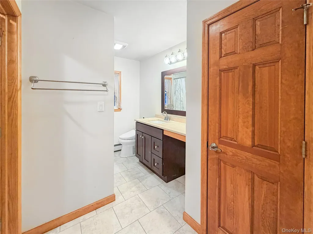 25 E Mountain Road S Cold Spring NY 10516