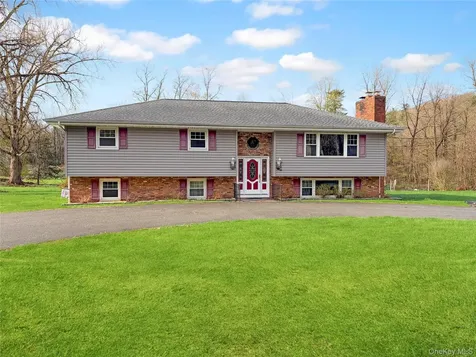 25 E Mountain Road S Cold Spring NY 10516
