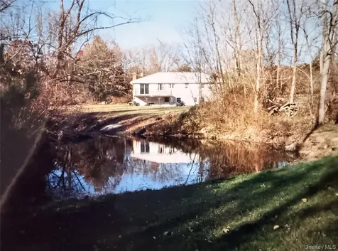 25 E Mountain Road S Cold Spring NY 10516