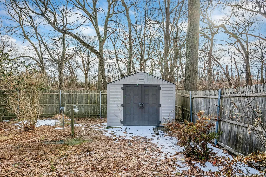120 Rustic Road Port Jefferson NY 11777