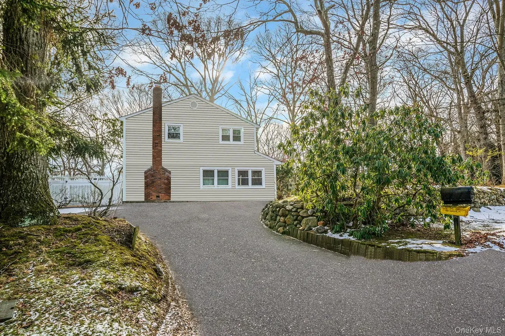 120 Rustic Road Port Jefferson NY 11777