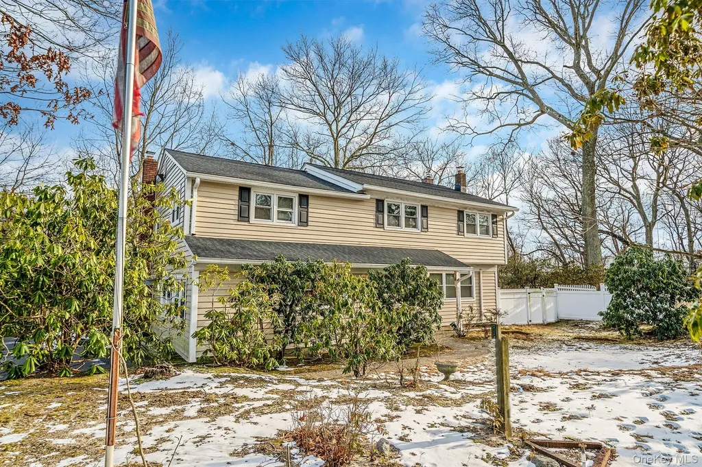 120 Rustic Road Port Jefferson NY 11777
