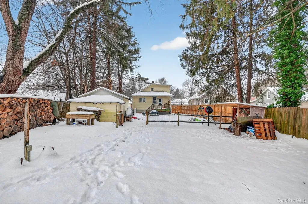 5 Miller Place Poughkeepsie NY 12601