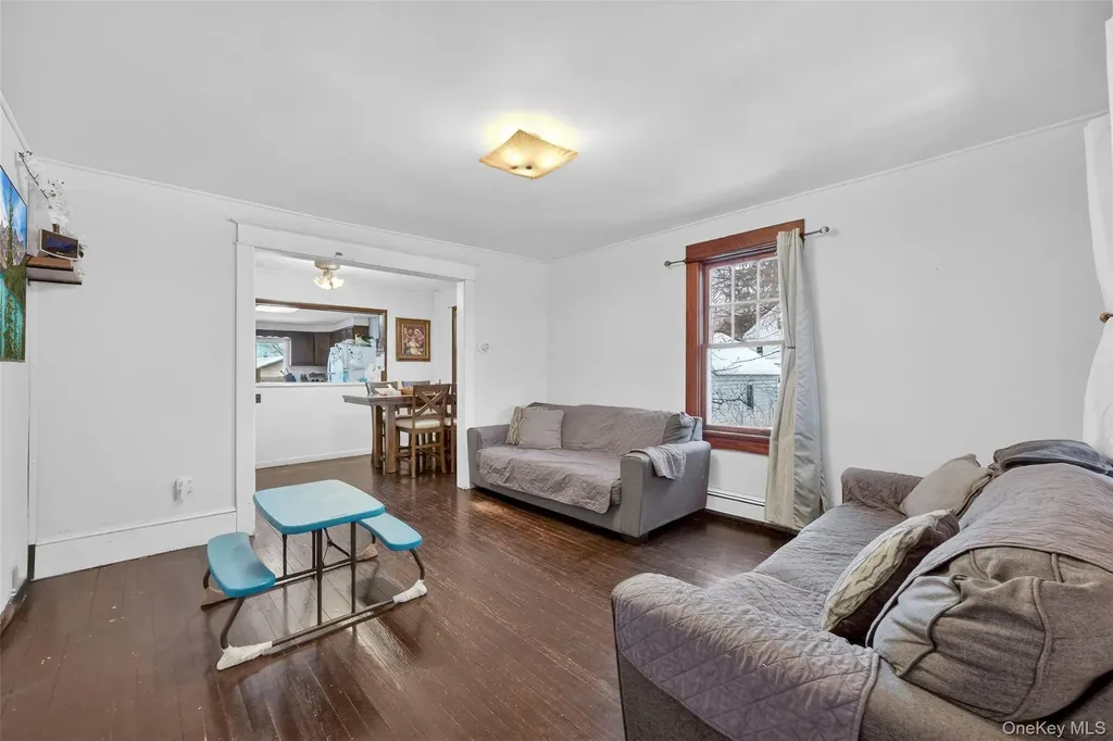 5 Miller Place Poughkeepsie NY 12601