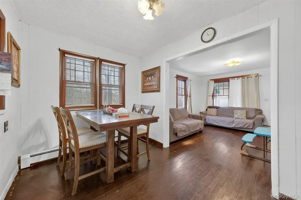 5 Miller Place Poughkeepsie NY 12601
