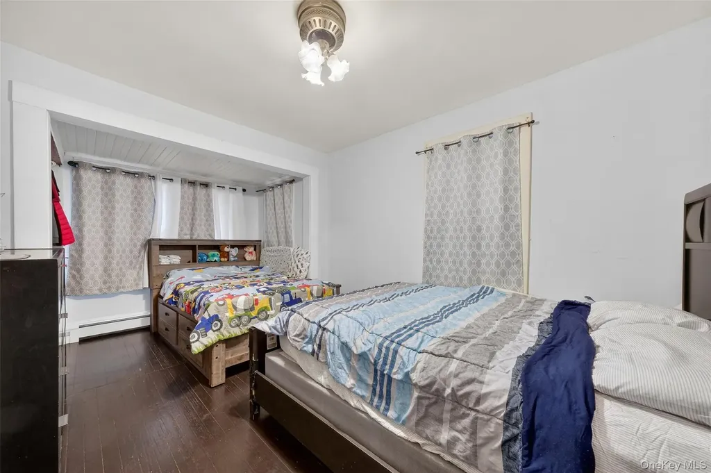 5 Miller Place Poughkeepsie NY 12601