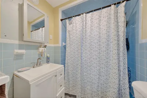 5 Miller Place Poughkeepsie NY 12601