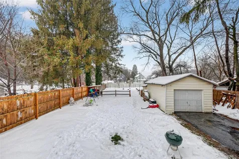 5 Miller Place Poughkeepsie NY 12601
