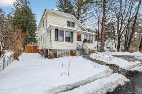 5 Miller Place Poughkeepsie NY 12601