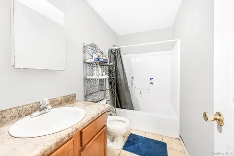 17 Blanchard Street Middletown NY 10940