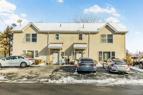 17 Blanchard Street Middletown NY 10940