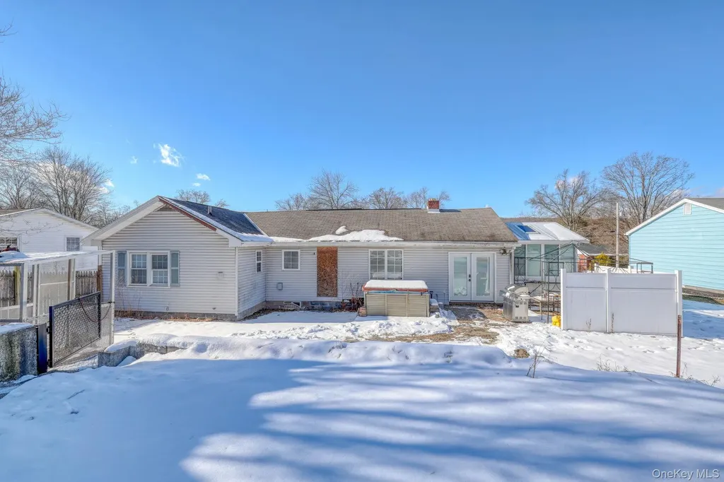 29 Vans Terrace Lake Katrine NY 12449